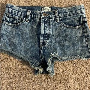 Forever21 denim button down shorts, size 27